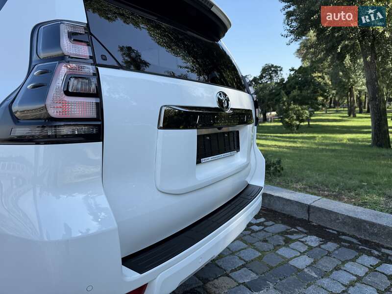 Внедорожник / Кроссовер Toyota Land Cruiser Prado 2021 в Киеве фото 52 Внедорожник / Кроссовер Toyota Land Cruiser Prado 2021 в Киеве