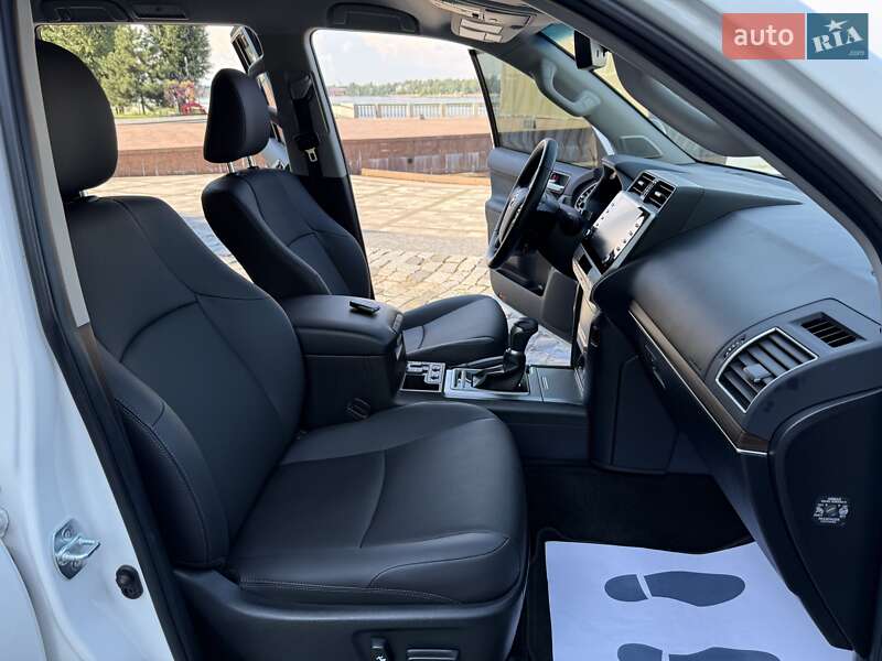 Внедорожник / Кроссовер Toyota Land Cruiser Prado 2021 в Киеве фото 98 Внедорожник / Кроссовер Toyota Land Cruiser Prado 2021 в Киеве