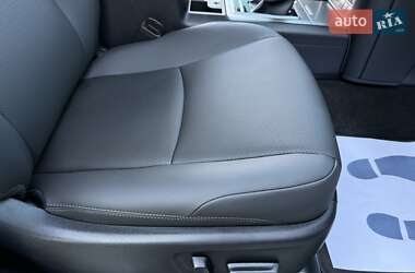 Внедорожник / Кроссовер Toyota Land Cruiser Prado 2021 в 