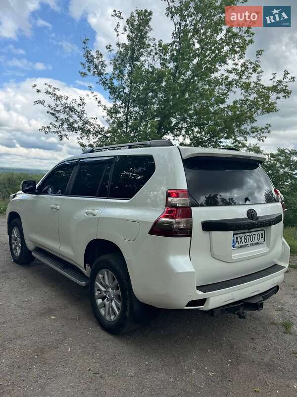 Позашляховик / Кросовер Toyota Land Cruiser Prado 2013 в Харкові фото 14 Позашляховик / Кросовер Toyota Land Cruiser Prado 2013 в Харкові