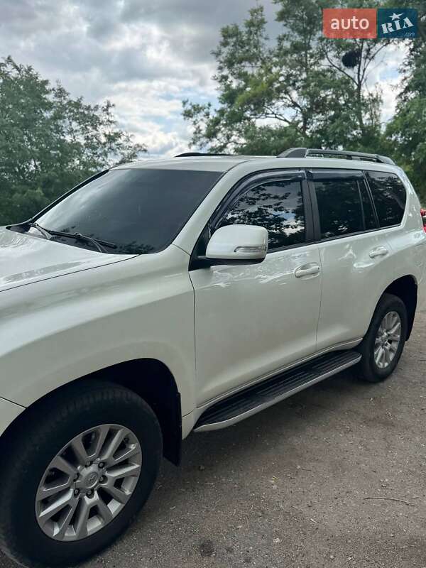 Позашляховик / Кросовер Toyota Land Cruiser Prado 2013 в Харкові фото 19 Позашляховик / Кросовер Toyota Land Cruiser Prado 2013 в Харкові