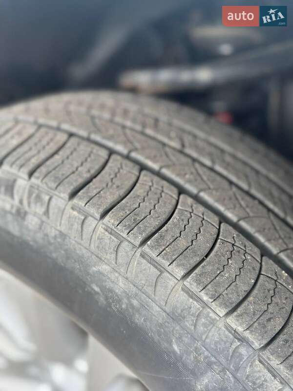 Позашляховик / Кросовер Toyota Land Cruiser Prado 2013 в Харкові фото 23 Позашляховик / Кросовер Toyota Land Cruiser Prado 2013 в Харкові