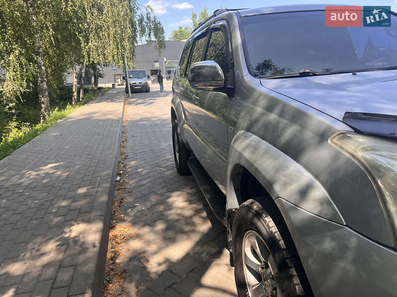 Внедорожник / Кроссовер Toyota Land Cruiser Prado 2007 в Тернополе
