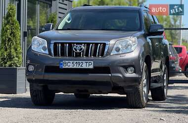 Toyota Land Cruiser Prado 2013