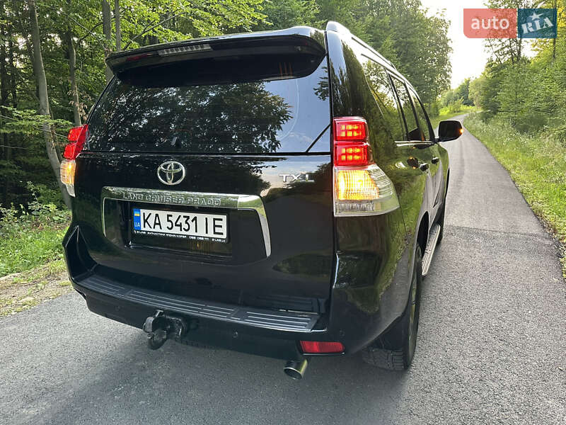 Позашляховик / Кросовер Toyota Land Cruiser Prado 2010 в Івано-Франківську