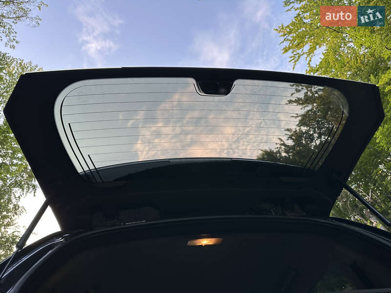 Позашляховик / Кросовер Toyota Land Cruiser Prado 2010 в Івано-Франківську