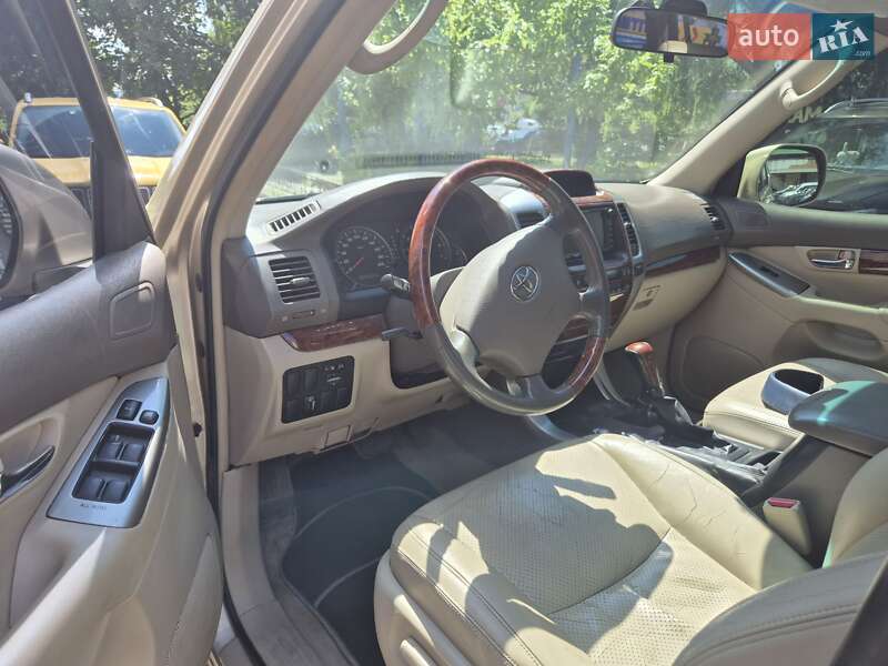 Позашляховик / Кросовер Toyota Land Cruiser Prado 2007 в Києві фото 16 Позашляховик / Кросовер Toyota Land Cruiser Prado 2007 в Києві
