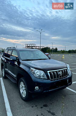 Внедорожник / Кроссовер Toyota Land Cruiser Prado 2011 в 