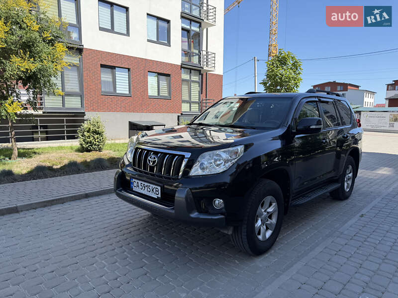 Внедорожник / Кроссовер Toyota Land Cruiser Prado 2010 в Каменец-Подольском