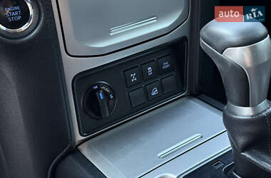 Внедорожник / Кроссовер Toyota Land Cruiser Prado 2019 в 