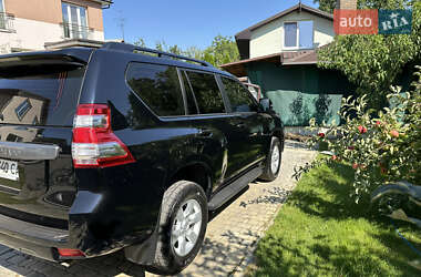 Внедорожник / Кроссовер Toyota Land Cruiser Prado 2014 в 