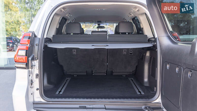 Внедорожник / Кроссовер Toyota Land Cruiser Prado 2019 в Днепре