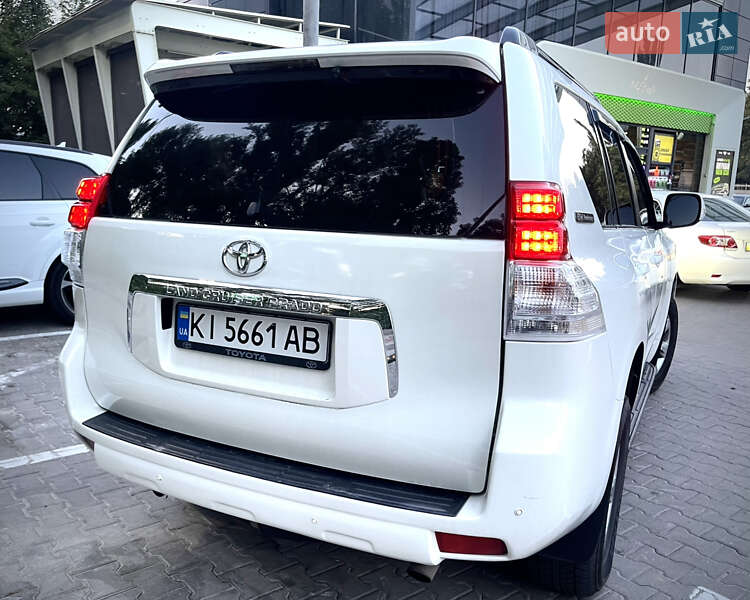 Позашляховик / Кросовер Toyota Land Cruiser Prado 2011 в Києві фото 4 Позашляховик / Кросовер Toyota Land Cruiser Prado 2011 в Києві