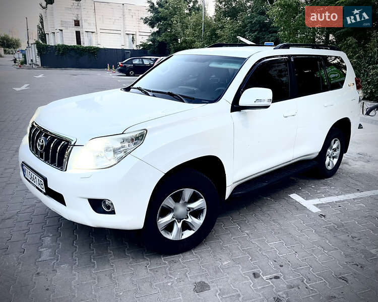 Позашляховик / Кросовер Toyota Land Cruiser Prado 2011 в Києві фото 10 Позашляховик / Кросовер Toyota Land Cruiser Prado 2011 в Києві