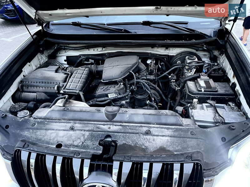 Позашляховик / Кросовер Toyota Land Cruiser Prado 2011 в Києві фото 22 Позашляховик / Кросовер Toyota Land Cruiser Prado 2011 в Києві