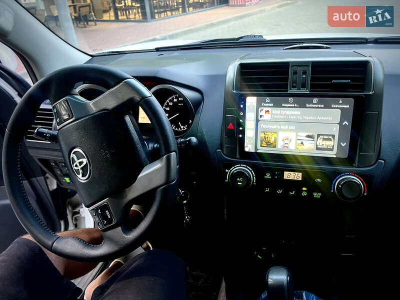 Позашляховик / Кросовер Toyota Land Cruiser Prado 2011 в Києві фото 31 Позашляховик / Кросовер Toyota Land Cruiser Prado 2011 в Києві