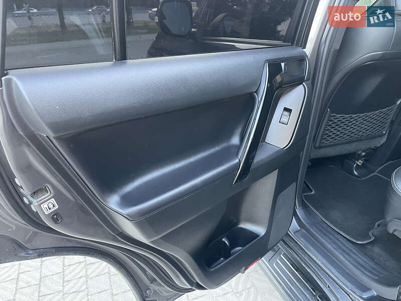 Внедорожник / Кроссовер Toyota Land Cruiser Prado 2020 в Днепре