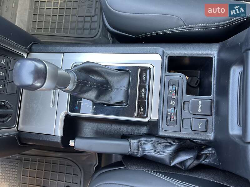 Внедорожник / Кроссовер Toyota Land Cruiser Prado 2022 в Полтаве фото 19 Внедорожник / Кроссовер Toyota Land Cruiser Prado 2022 в Полтаве