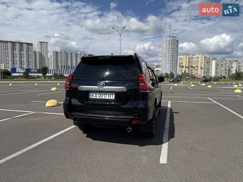 Внедорожник / Кроссовер Toyota Land Cruiser Prado 2021 в Киеве