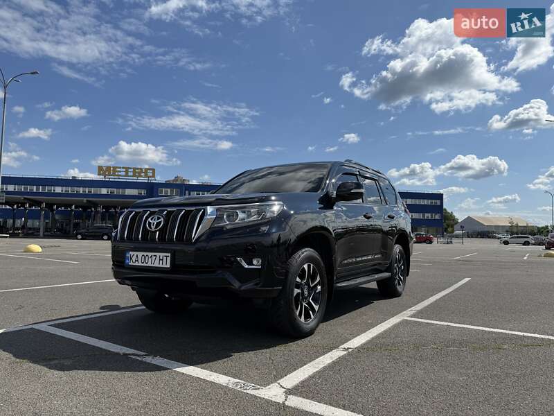 Внедорожник / Кроссовер Toyota Land Cruiser Prado 2021 в Киеве
