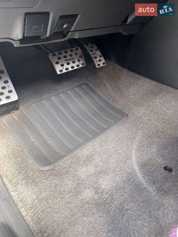 Внедорожник / Кроссовер Toyota Land Cruiser Prado 2008 в Прилуках фото 3 Внедорожник / Кроссовер Toyota Land Cruiser Prado 2008 в Прилуках