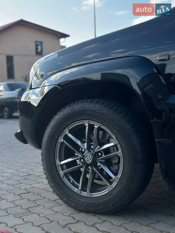 Внедорожник / Кроссовер Toyota Land Cruiser Prado 2006 в Стрые