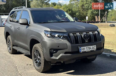 Позашляховик / Кросовер Toyota Land Cruiser Prado 2010 в Ізюмі