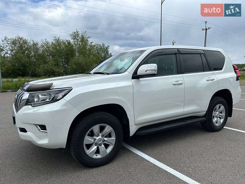 Внедорожник / Кроссовер Toyota Land Cruiser Prado 2018 в Киеве
