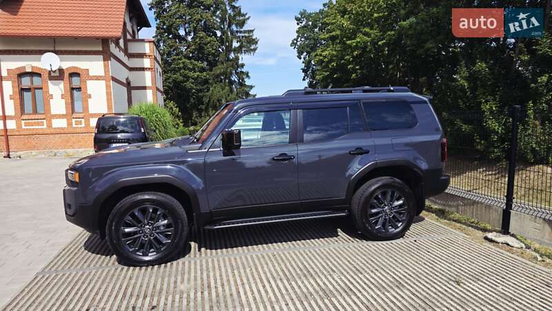 Toyota Land Cruiser Prado 2024