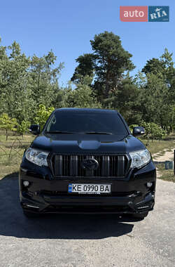 Позашляховик / Кросовер Toyota Land Cruiser Prado 2019 в Києві