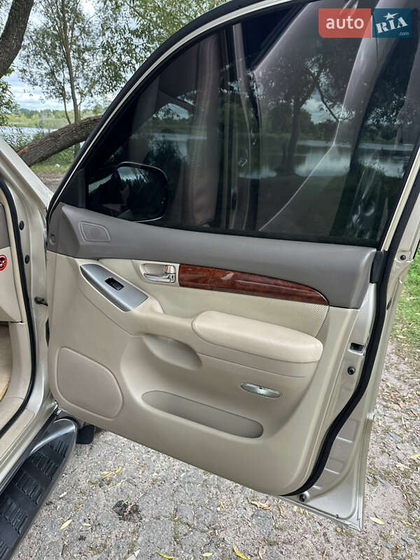 Внедорожник / Кроссовер Toyota Land Cruiser Prado 2007 в Киеве