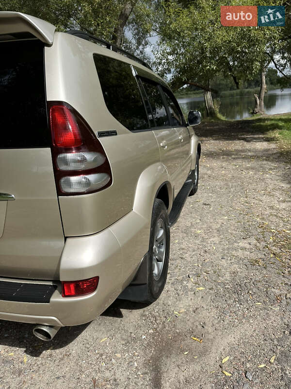 Внедорожник / Кроссовер Toyota Land Cruiser Prado 2007 в Киеве