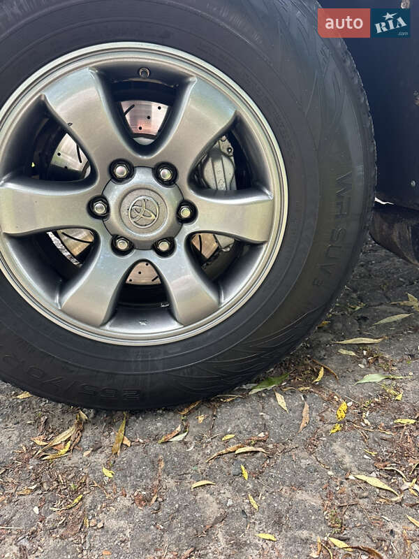 Внедорожник / Кроссовер Toyota Land Cruiser Prado 2007 в Киеве