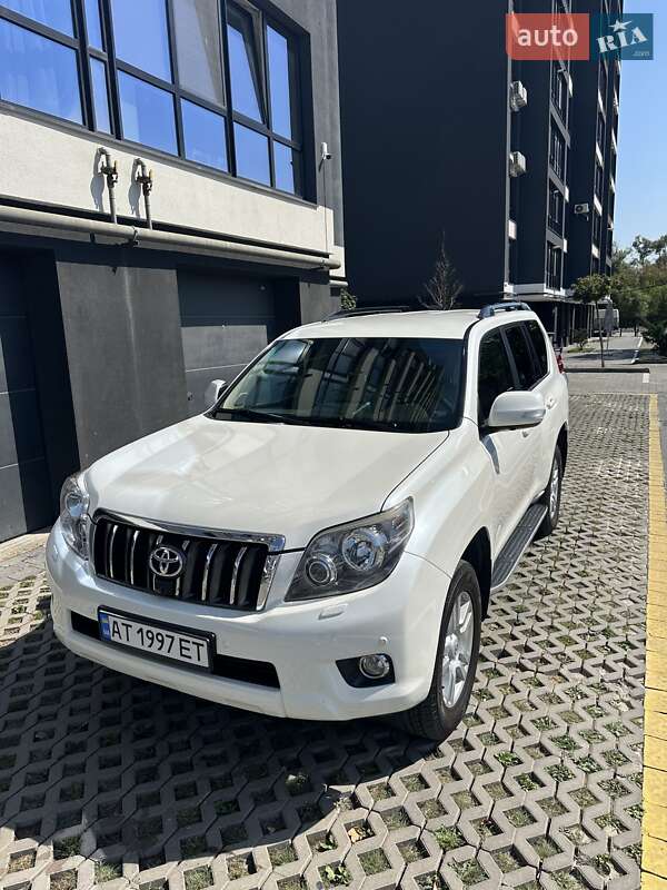 Внедорожник / Кроссовер Toyota Land Cruiser Prado 2010 в Ивано-Франковске