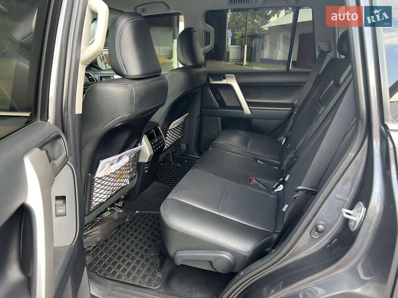 Внедорожник / Кроссовер Toyota Land Cruiser Prado 2020 в Броварах