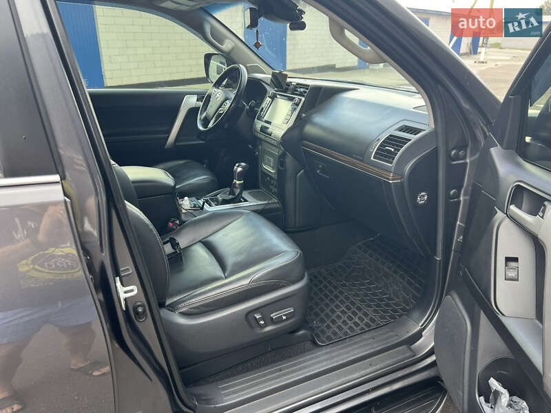 Внедорожник / Кроссовер Toyota Land Cruiser Prado 2020 в Броварах