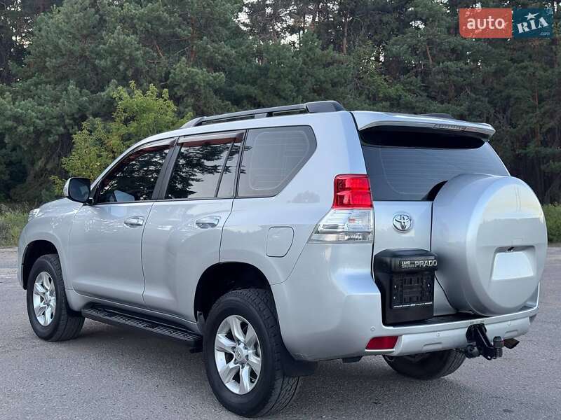 Внедорожник / Кроссовер Toyota Land Cruiser Prado 2011 в Ахтырке фото 16 Внедорожник / Кроссовер Toyota Land Cruiser Prado 2011 в Ахтырке