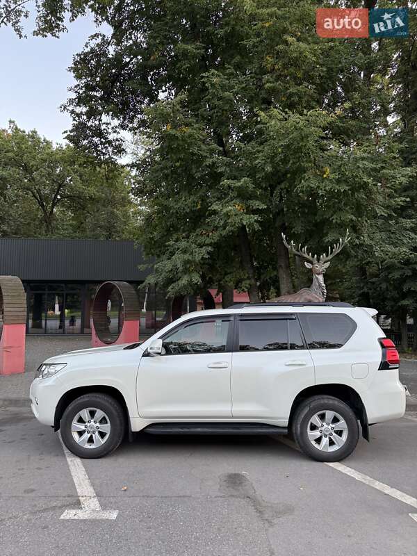 Внедорожник / Кроссовер Toyota Land Cruiser Prado 2019 в Виннице фото 6 Внедорожник / Кроссовер Toyota Land Cruiser Prado 2019 в Виннице