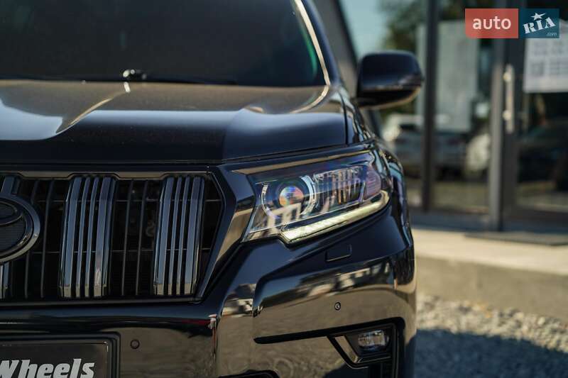 Внедорожник / Кроссовер Toyota Land Cruiser Prado 2020 в Черновцах