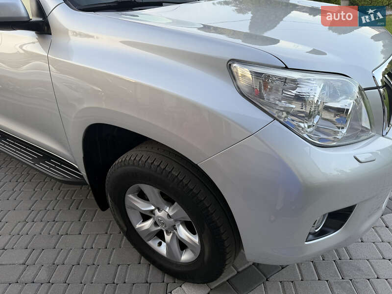 Внедорожник / Кроссовер Toyota Land Cruiser Prado 2012 в Ковеле