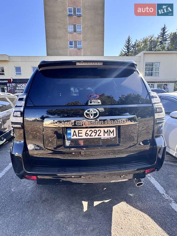Внедорожник / Кроссовер Toyota Land Cruiser Prado 2022 в Виннице фото 4 Внедорожник / Кроссовер Toyota Land Cruiser Prado 2022 в Виннице