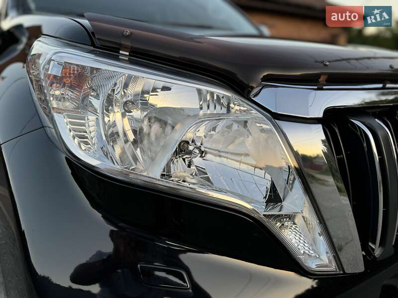 Внедорожник / Кроссовер Toyota Land Cruiser Prado 2013 в Киеве