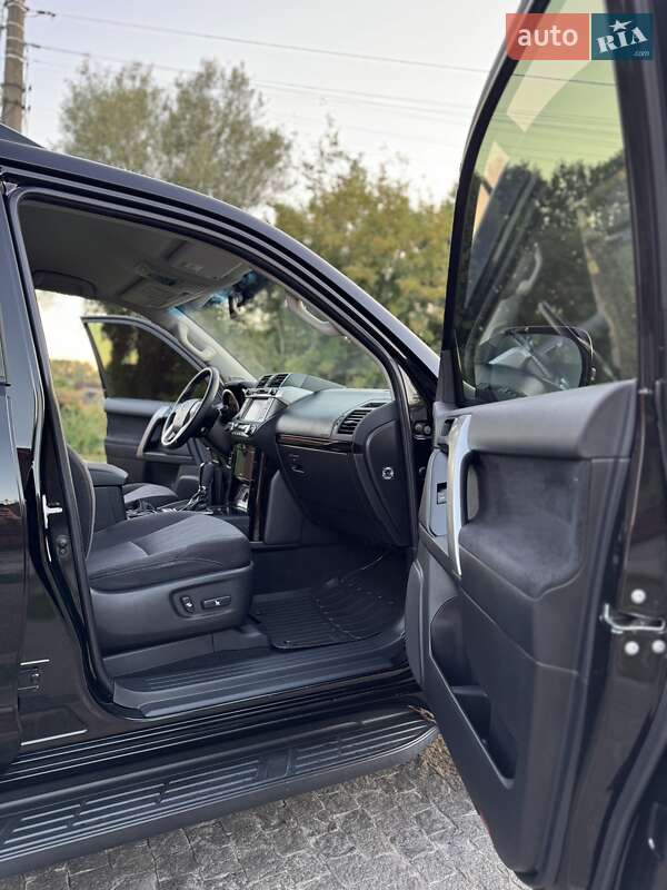 Внедорожник / Кроссовер Toyota Land Cruiser Prado 2013 в Киеве