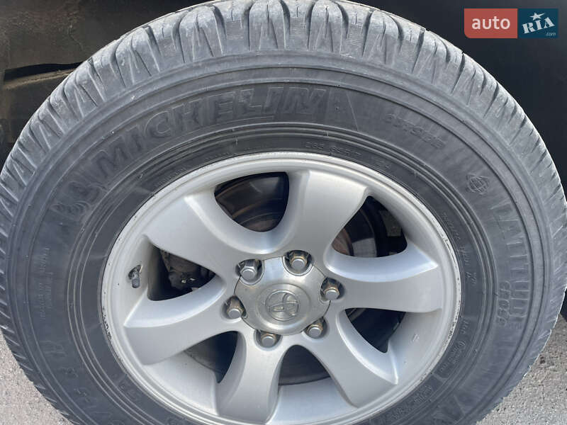 Внедорожник / Кроссовер Toyota Land Cruiser Prado 2007 в Калиновке