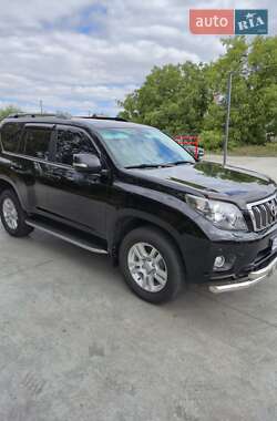Внедорожник / Кроссовер Toyota Land Cruiser Prado 2012 в Днепре