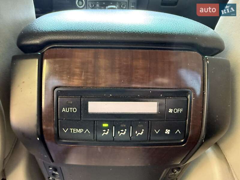 Внедорожник / Кроссовер Toyota Land Cruiser Prado 2010 в Киеве фото 15 Внедорожник / Кроссовер Toyota Land Cruiser Prado 2010 в Киеве