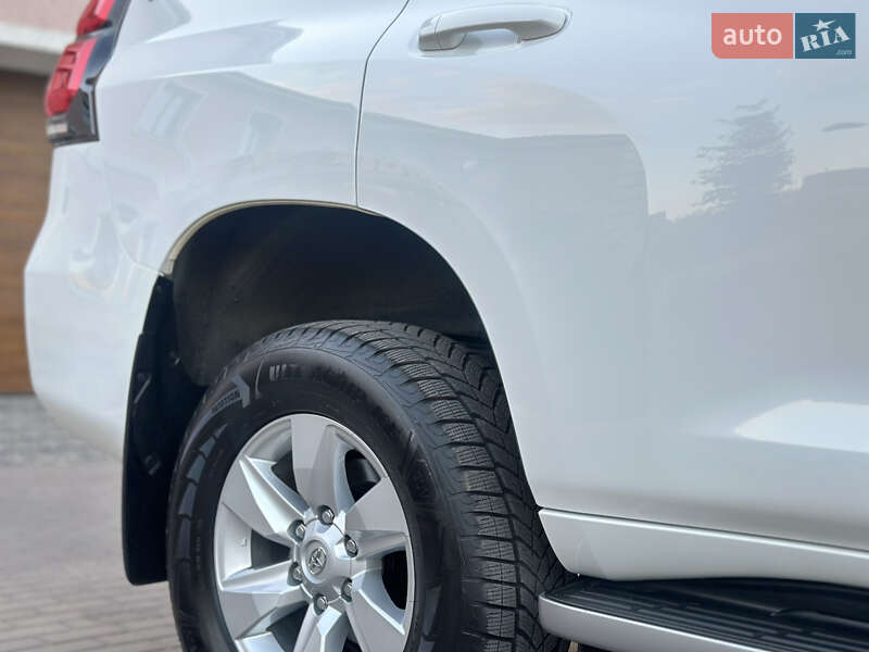Позашляховик / Кросовер Toyota Land Cruiser Prado 2019 в Вінниці фото 38 Позашляховик / Кросовер Toyota Land Cruiser Prado 2019 в Вінниці