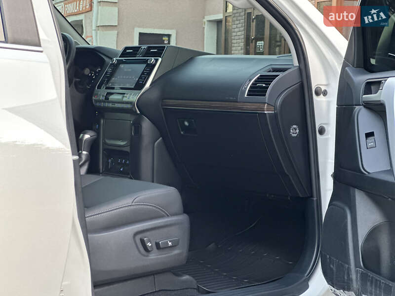 Позашляховик / Кросовер Toyota Land Cruiser Prado 2019 в Вінниці фото 91 Позашляховик / Кросовер Toyota Land Cruiser Prado 2019 в Вінниці