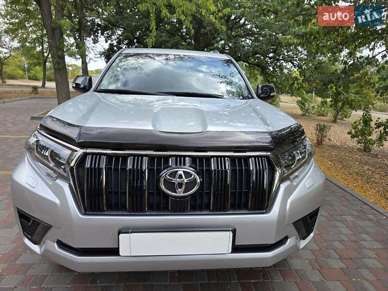 Toyota Land Cruiser Prado 2022