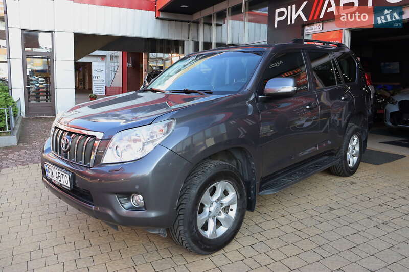 Внедорожник / Кроссовер Toyota Land Cruiser Prado 2013 в Львове